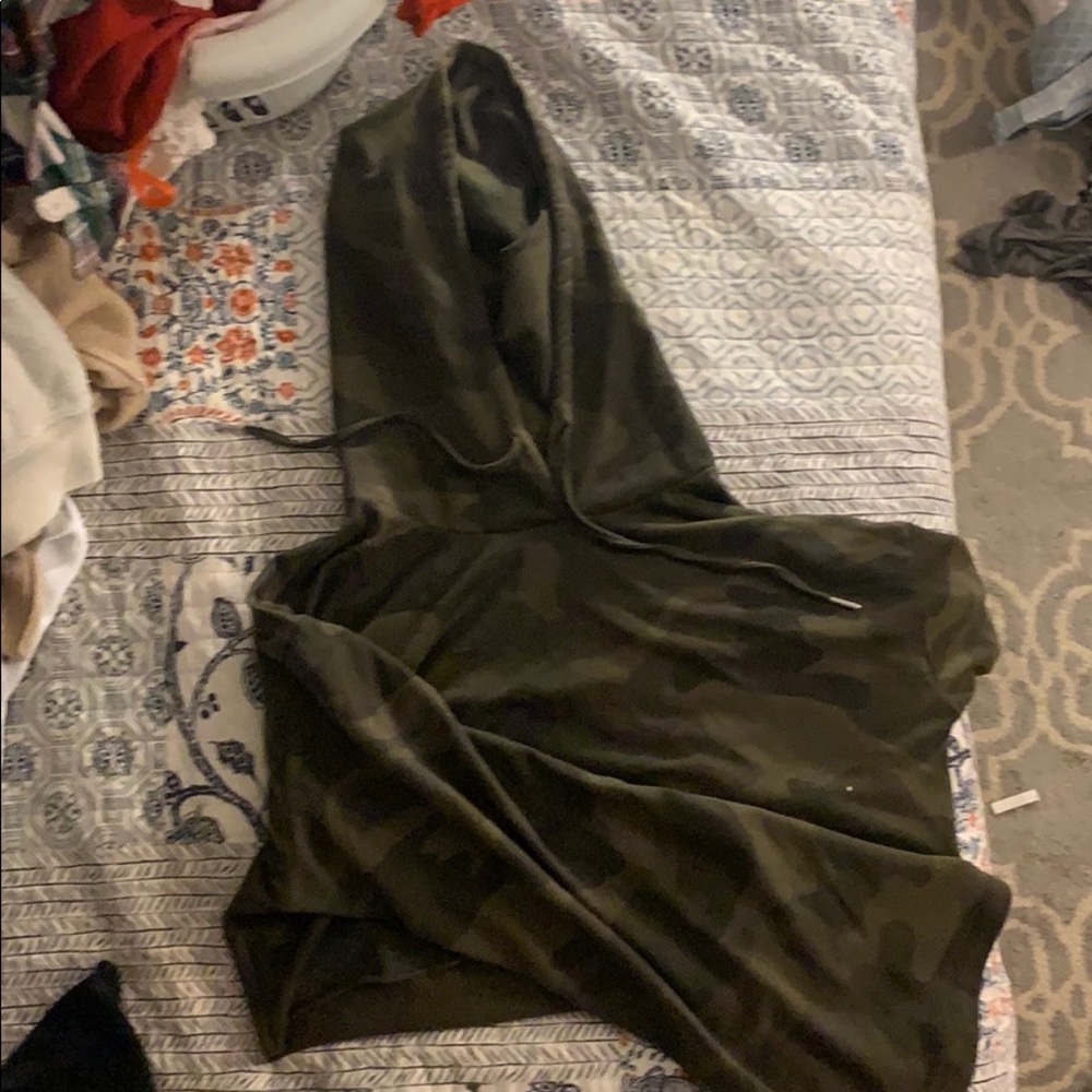 Camo Cropped sweatshirt